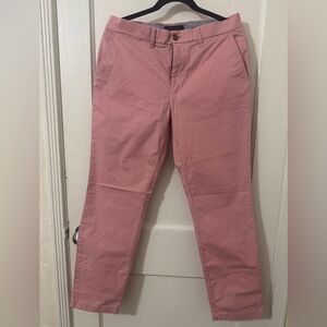 Tommy Hilfiger Men’s Slim Fit Pants – 32x30
Pantalon de hombre casual